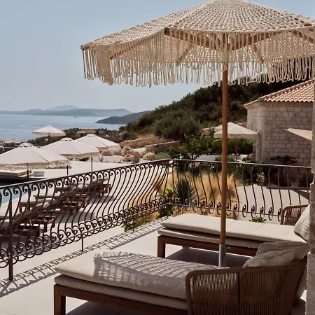 公寓 Rebek Luxury Villas & Suites 圣尼古拉奥斯